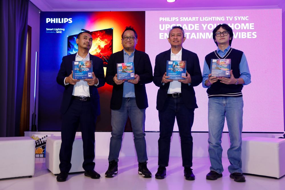 Bioskop di Ruang Keluarga? Philips Smart Lighting TV Sync Bikin Pengalaman Nonton Makin Imersif